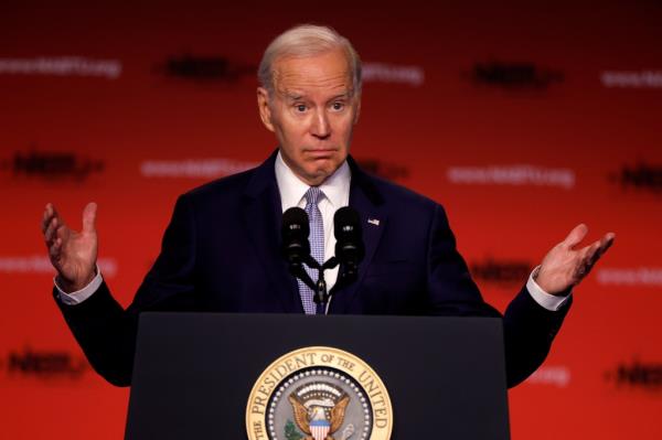 U.S. President Joe Biden addresses the North America's Building Trades Unio<em></em>ns legislative co<em></em>nference at the Washington Hilton on April 25, 2023