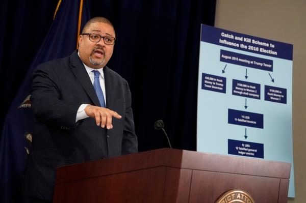 DA Alvin Bragg at a press co<em></em>nference Tuesday.